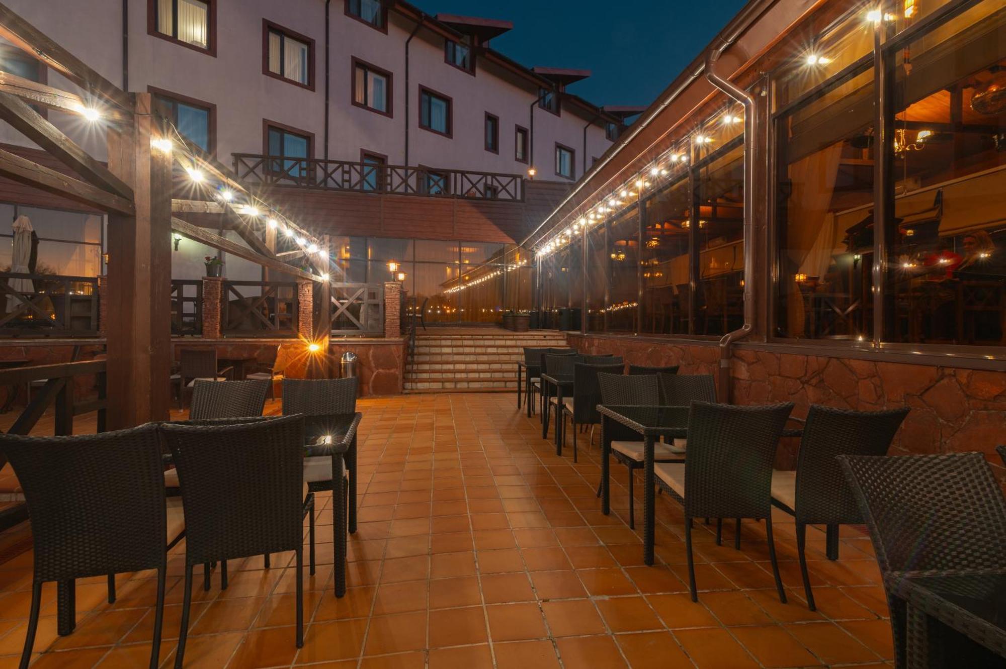 Terrassa Park Hotel Borovoe Bagian luar foto