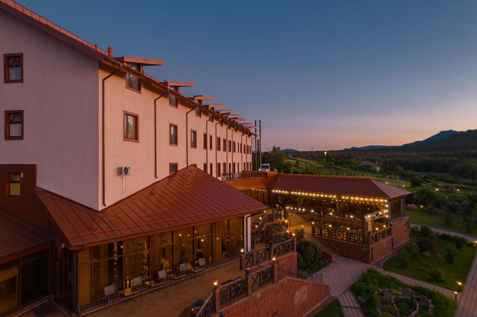 Terrassa Park Hotel Borovoe Bagian luar foto